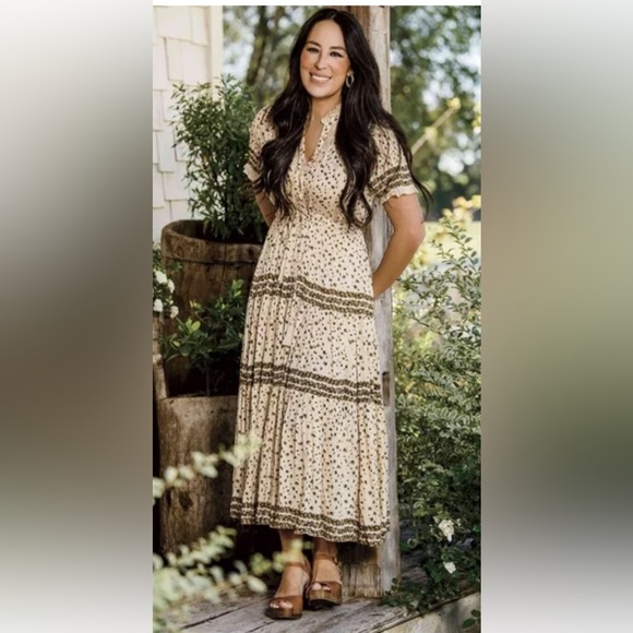 Free People Dresses & Skirts - Free People Cream Maxi Dress with Olive Border Print